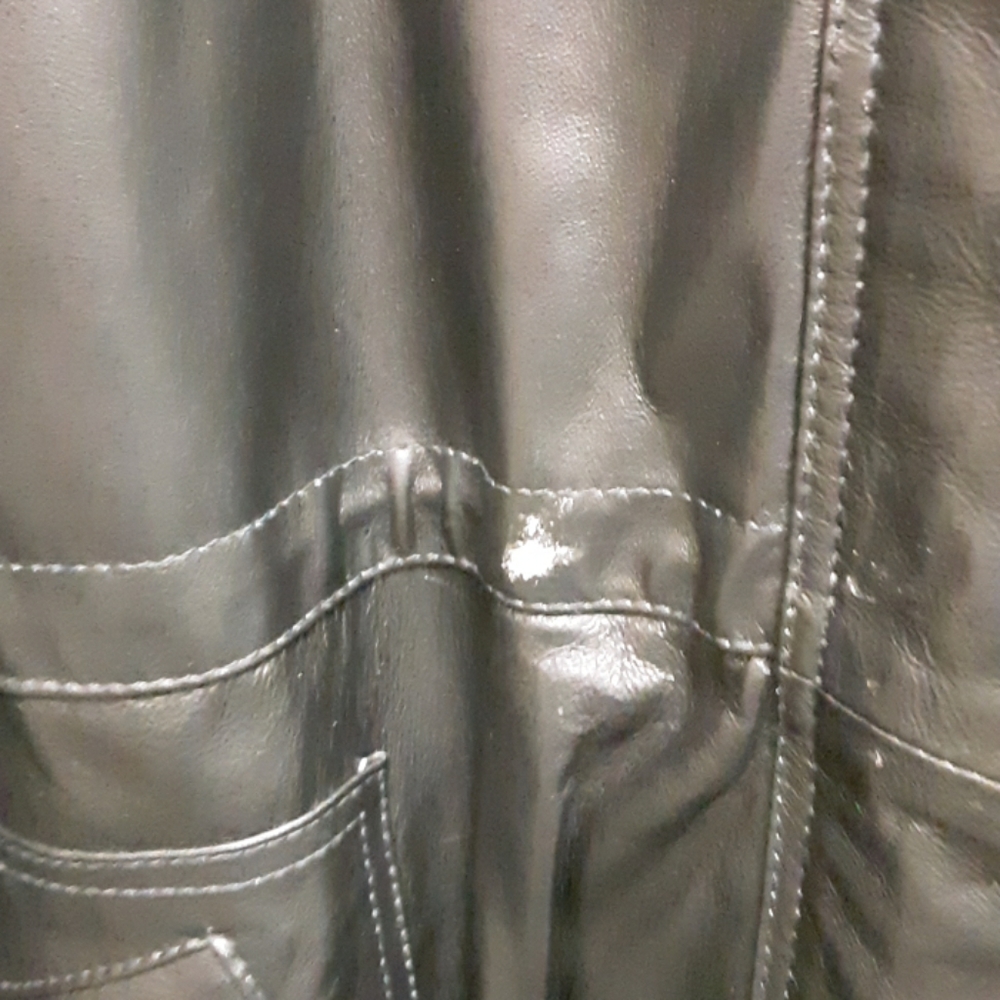 Leather jacket - Picture 5 of 5
